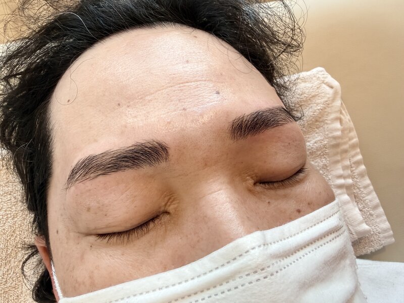 眉毛カット（似合わせ眉WAX）
